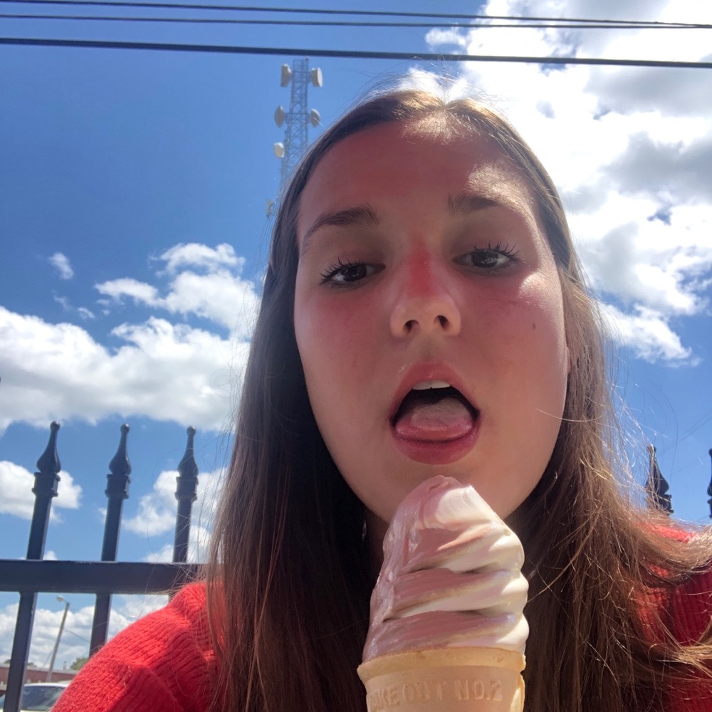 Meet your Posher, Ainsley